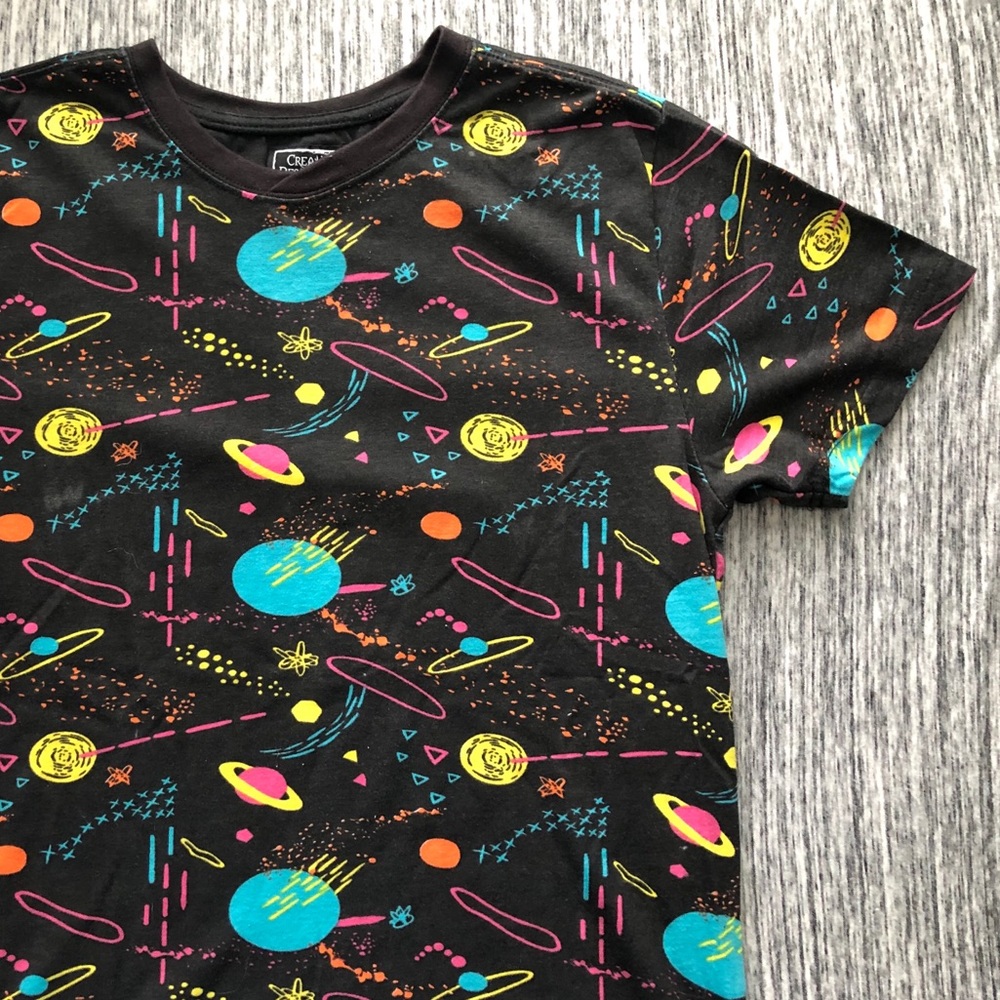 SPACE GRAPHIC TEE (NEVER USED)